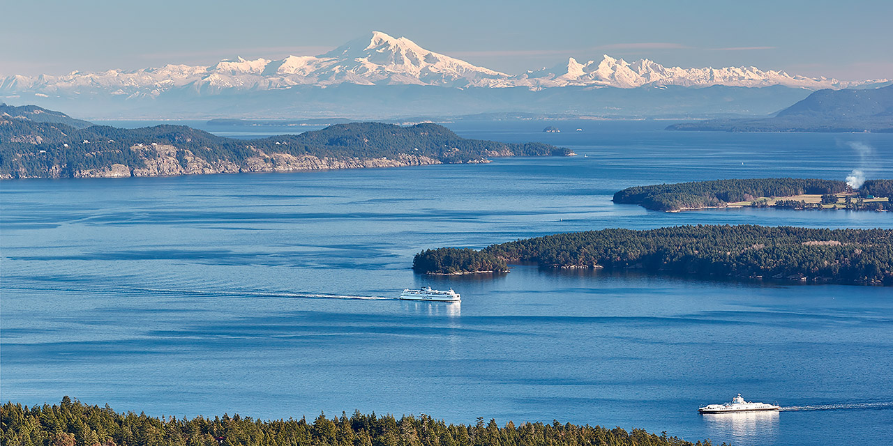 Salt Spring Island to the other Gulf Islands and Mount Baker ©johncameron.ca